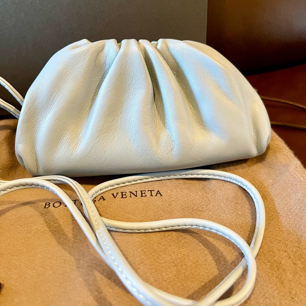 Bottega Veneta The Pouch 20 mini Coin Purse Blue - Picture 4 of 16